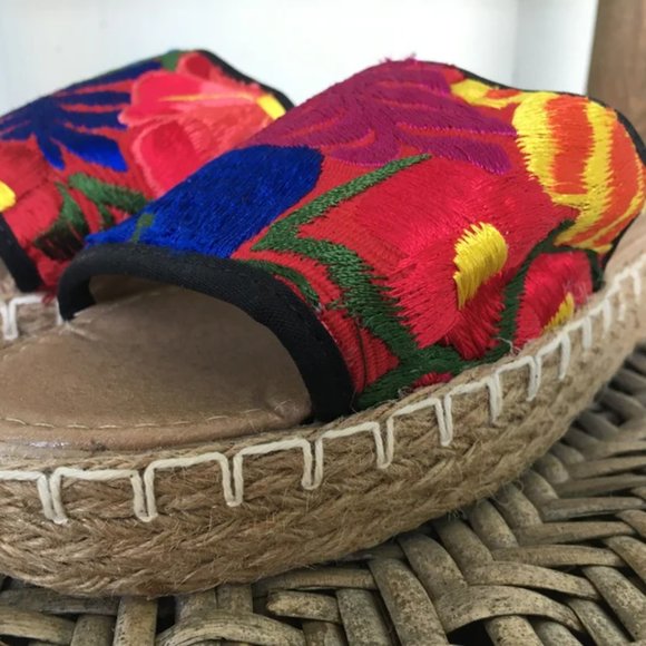 Handmade Mexican Embroidered Slide Sandals - Zapatos Artesanos - Size Womens 7 - Picture 2 of 3